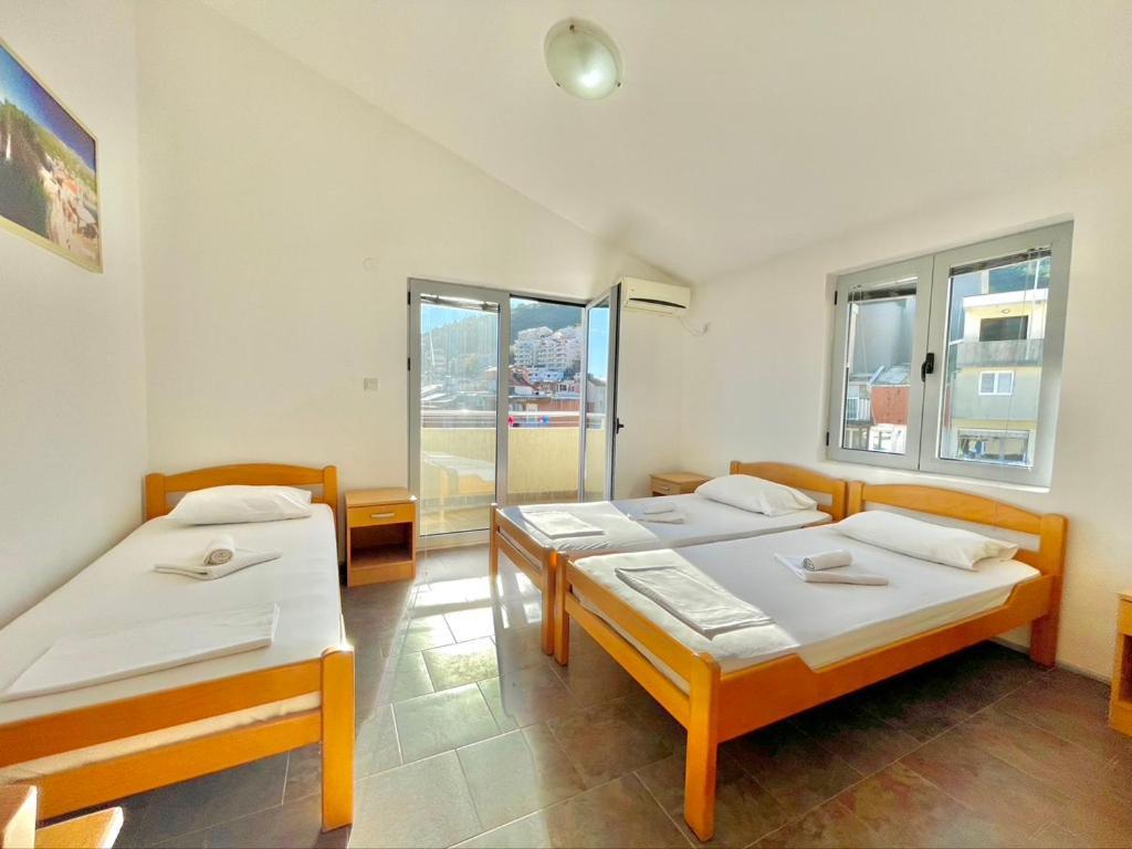 Hotel Casa Di Fratelli à Budva Extérieur photo
